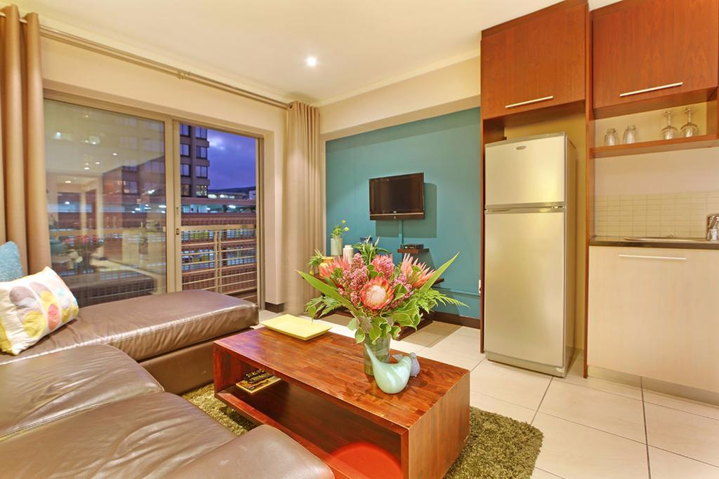 Afribode'S Icon Apartments Cape Town Bagian luar foto