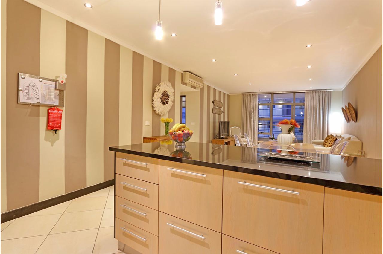 Afribode'S Icon Apartments Cape Town Bagian luar foto